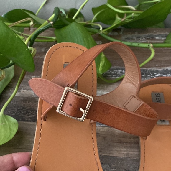 Steve Madden Sandals - Picture 6 of 7